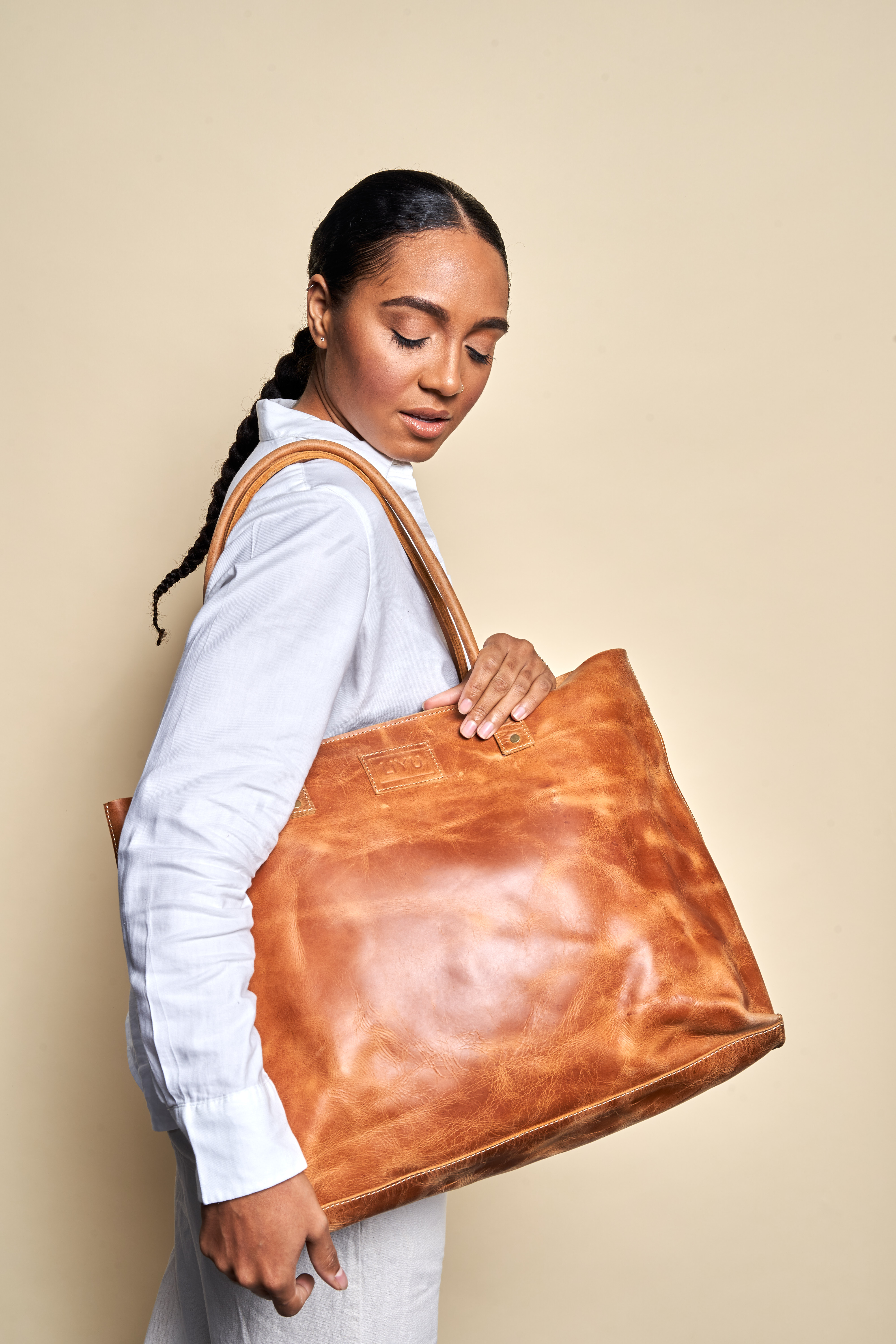LIYU premium leather product photography
